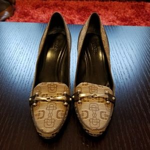 Gucci pumps